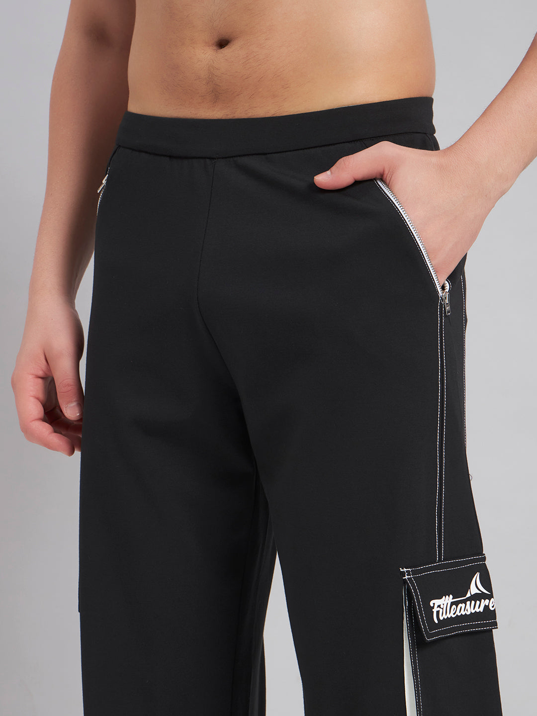 JetSet Wide-Leg Cargo Pants
