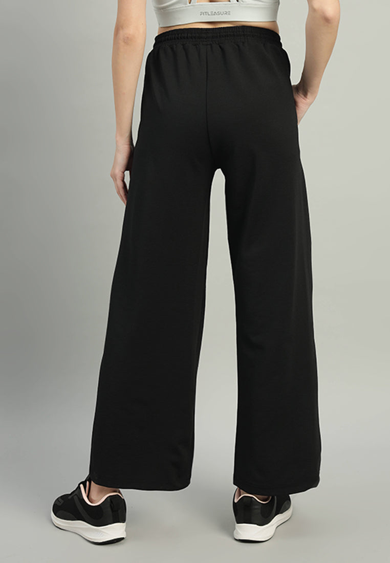 FlexiFit Wide-Leg Pants