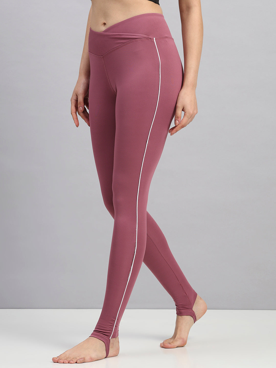 Crosswaist heel strap Tights