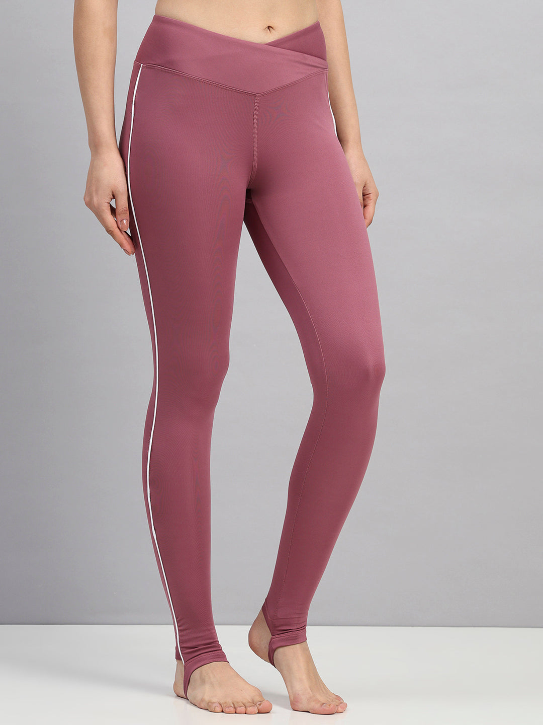 Crosswaist heel strap Tights