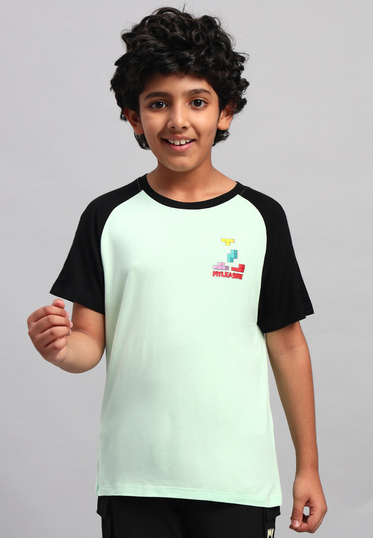 RetroPlay Unisex Raglan Tee