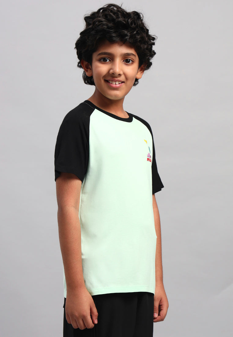 RetroPlay Unisex Raglan Tee