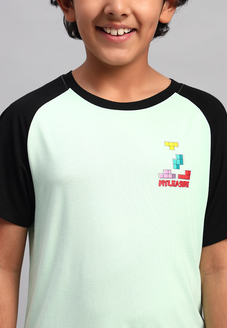 RetroPlay Unisex Raglan Tee