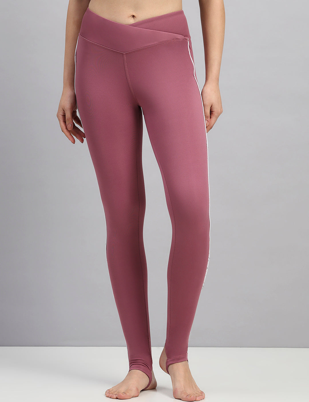 Crosswaist heel strap Tights